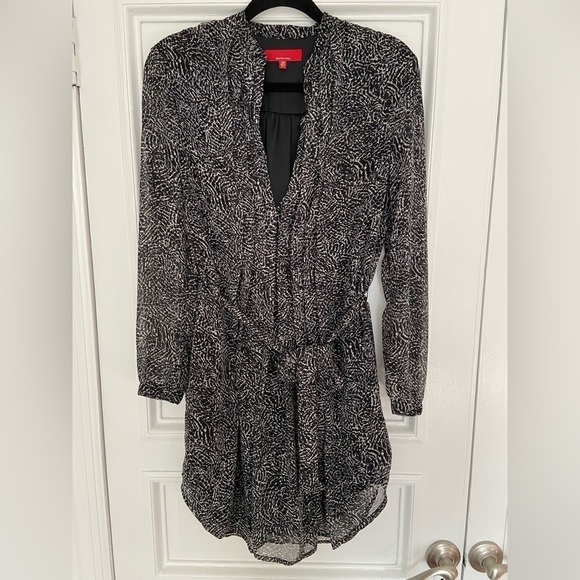 Saks Fifth Avenue Black White Gray Patterned Classy Long Sleeve Tie Waist Dress - Picture 1 of 14